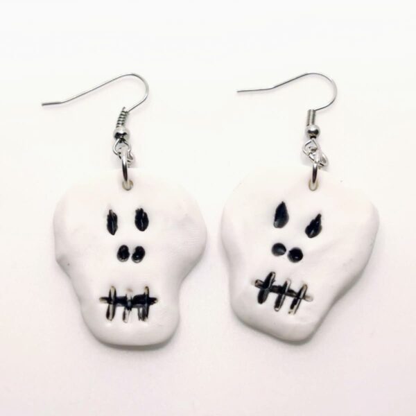 Pendientes Calaveras - Diseño atrevido y artesanal exclusivo - Imagen 2