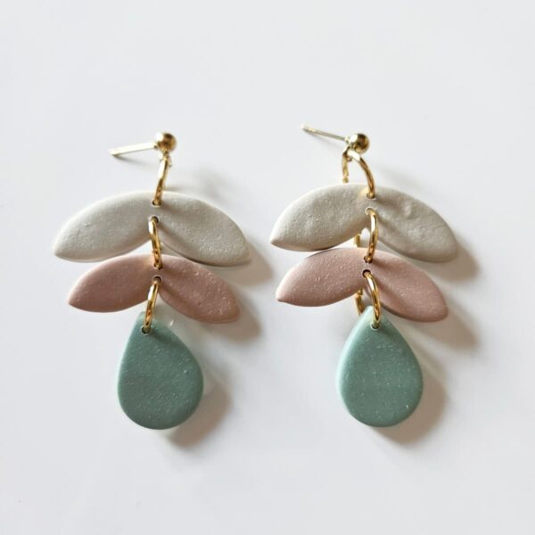 Pendientes Penélope – Joyería artesanal con diseño elegante y orgánico