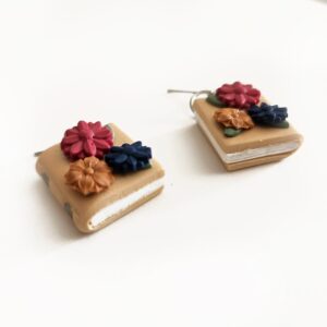 Pendientes de Libro - Hecho a mano en arcilla polimérica